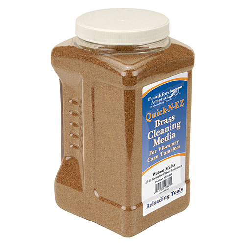 Le media de nettoyage en coque de noix de Frankford Arsenal nettoie mieux que le maïs et est présenté dans un conteneur plastique réutilisable de 5 lbs.