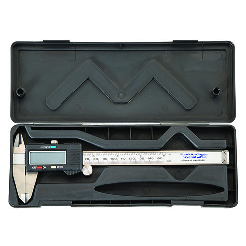 Le Frankford Arsenal Electronic Caliper te permet de mesurer avec précision les dimensions des cartouches, jusqu'à 0,001 pouce, dans un étui pratique.