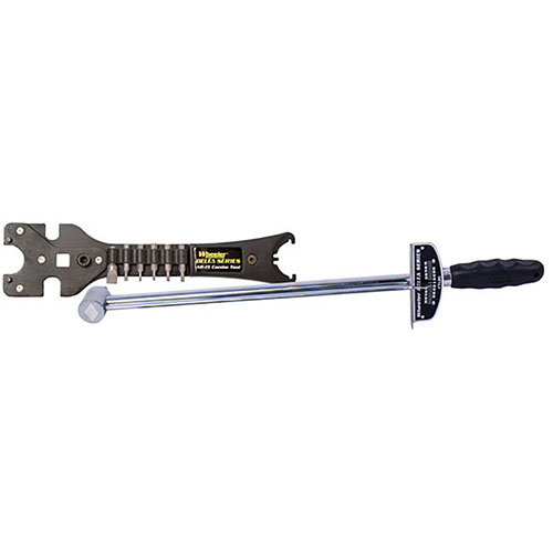 Le Wheeler Delta Series AR Combo Tool avec clé dynamométrique est l'outil ultime pour l'entretien de ton AR-15, alliant durabilité et polyvalence.