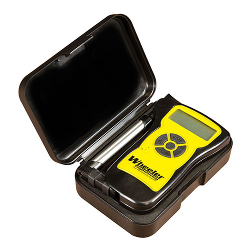 Le Wheeler Professional Digital Trigger Gauge offre un design ergonomique, des boutons confortables et un adaptateur pour les gâchettes avec sécurité interne comme Glock®.
