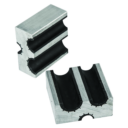 Le Wheeler Universal Barrel Clamp en aluminium de qualité aéronautique offre une prise exceptionnelle et protège le canon grâce à son revêtement en uréthane.