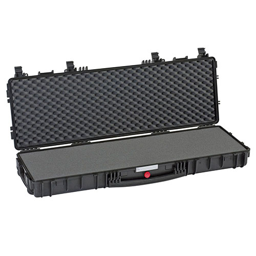 Protège ton arme avec le RED 11413 d'EXPLORER CASES : indestructible, étanche, sécurisé et personnalisable pour un transport facile et pratique.
