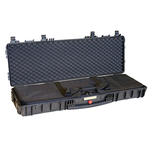 Protège ton arme avec le RED 11413 d'EXPLORER CASES : indestructible, étanche, avec des charnières en métal, et transportable facilement grâce à ses poignées.