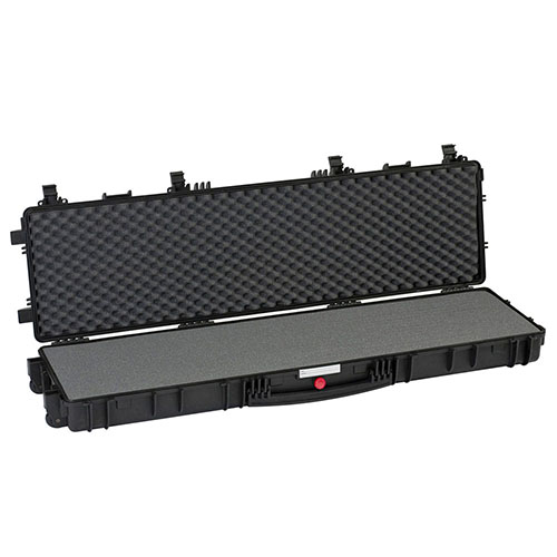 Protège ton arme avec l'EXPLORER CASES Red 13513 : indestructible, étanche, avec mousse Pre-Cube et transport facile grâce à sa poignée et ses sangles.