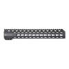Le SCHMEISSER Handguard Free Float KeyMod offre une stabilité et précision exceptionnelles grâce à son aluminium de qualité et ses inserts en acier, tout en permettant l'ajout d'accessoires.