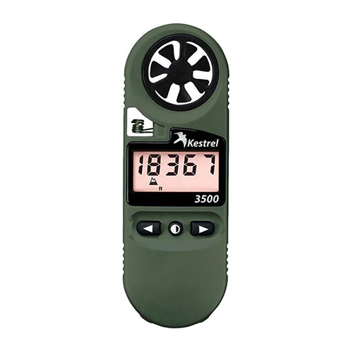 Le Kestrel 0835NV te donne des données météo précises, un éclairage adapté à la vision nocturne et une étanchéité IP67, parfait pour tes sorties en plein air.