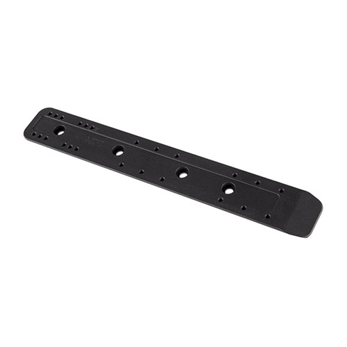 Les rails MDT M-LOK ARCA sont anodisés dur, compatibles avec la plupart des surfaces M-LOK et te permettent de fixer facilement ton fusil à un trépied.