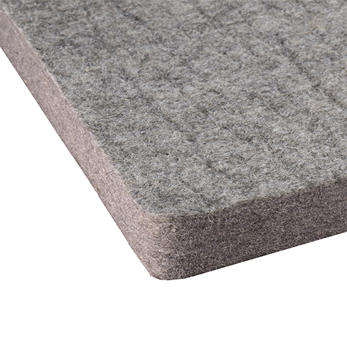 Le seat felt VFG offre un siège chaud et sec, avec une impregnation déperlant et une sangle en cuir pour un transport facile. Idéal pour tes sorties de tir!