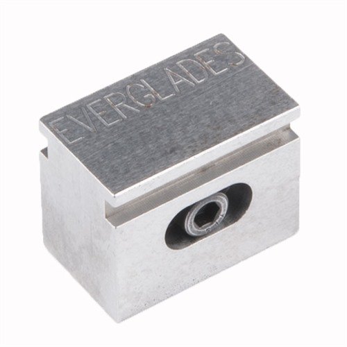 Le 1911 Slide Measuring Tool d'Everglades Ammo te permet de mesurer précisément la largeur à couper pour un ajustement parfait entre la glissière et le cadre.