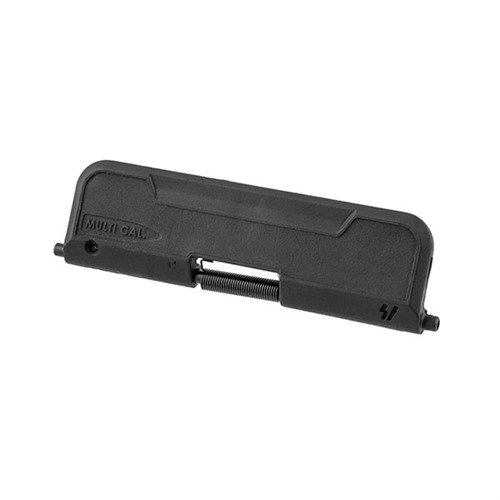Le Strike Industries Ultimate Dust Cover se fixe en 5 à 10 secondes, est en polymère haute densité et dispose d'une vis de réglage pour un ajustement optimal.