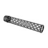 Le handguard EDGE en fibre de carbone t'offre légèreté et robustesse, facile à installer et personnalisable avec des accessoires grâce à son rail Picatinny.
