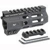 Le handguard Combat M-LOK est léger, en aluminium, avec un design free-float, 7 points d'attache M-LOK et un rail Picatinny pour personnaliser ton AR-15.