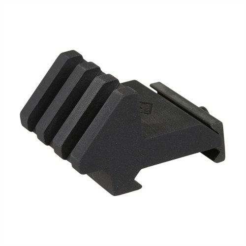 Le DOVETAIL ANGLE MOUNT de Yankee Hill te permet de monter des lumières ou lasers à 45° sans gêner tes vues principales, tout en étant léger et robuste.