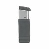 Le Blackhawk Single Mag Case te permet d'accéder rapidement à tes chargeurs tout en assurant une bonne rétention, avec un clip ceinture ajustable et une construction en polymère durable.