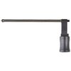 Le RUGER® 10/22® Charging Handle est un levier surdimensionné qui facilite le chargement rapide, avec un guidon en acier pour une fiabilité optimale.