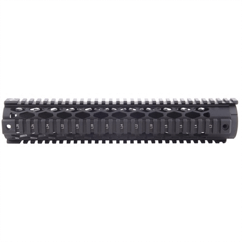 Les garde-mains AR-15 en aluminium 6061 T6 avec un motif en diamant offrent une dissipation thermique optimale et quatre rails Picatinny pour personnaliser ton arme.