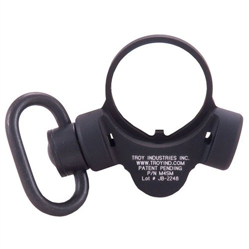 Améliore ton AR-15 avec ce support de sangle TROY, offrant trois points d'attache ambidextres, en aluminium renforcé et acier inoxydable pour une durabilité maximale.