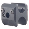 Ce clamp en aluminium léger sécurise le tube de chargement étendu et permet de monter des accessoires comme une lampe tactique, idéal pour ton Remington ou Benelli.