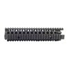 Le MK 18 RIS II de Daniel Defense est un garde-main en aluminium qui offre un montage facile d'accessoires et un free float du canon pour une meilleure précision.