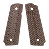 Les grips VZ OPERATOR II en G10 offrent une adhérence exceptionnelle, une durabilité à toute épreuve et un design ergonomique pour un contrôle optimal de ton arme.