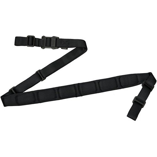 La MS1 PADDED SLING de MAGPUL offre un confort supérieur grâce à son rembourrage en mousse, tout en étant durable et esthétique pour le transport d'armes lourdes.