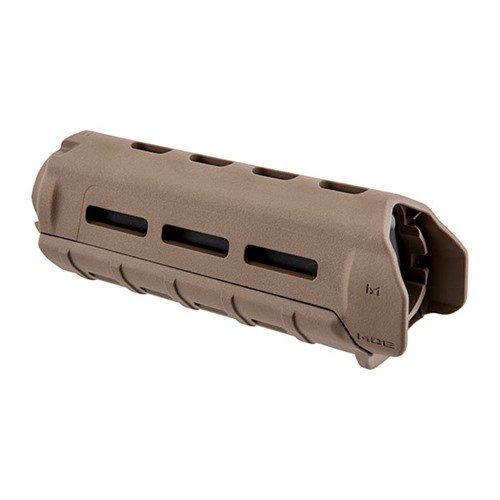 Les garde-main Magpul MOE M-LOK pour AR-15/M16 sont légers, robustes et permettent d'ajouter facilement des accessoires grâce aux emplacements M-LOK.
