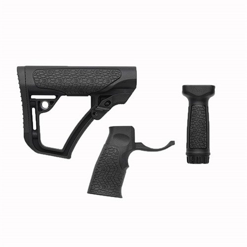 Le set de mobilier AR-15 de Daniel Defense offre un confort optimal, une prise ergonomique et un ajustement personnalisé pour un contrôle inégalé de ton arme.