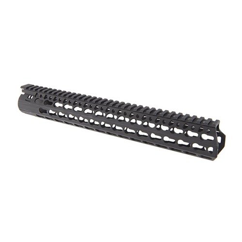 Le handguard BCM KMR Alpha de Bravo Company offre une flottabilité pour une meilleure précision, de nombreux slots KeyMod™ et une construction en aluminium robuste.