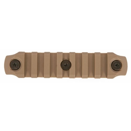 Les sections de rail KEYMOD en polymère léger sont résistantes aux impacts, avec un design anti-accrochage et un montage facile sur toutes les surfaces KeyMod.