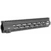 Améliore ton HK416 avec le garde-main M-LOK de Midwest Industries, en aluminium durable, offrant 7 emplacements M-LOK et un rail Picatinny inclus.