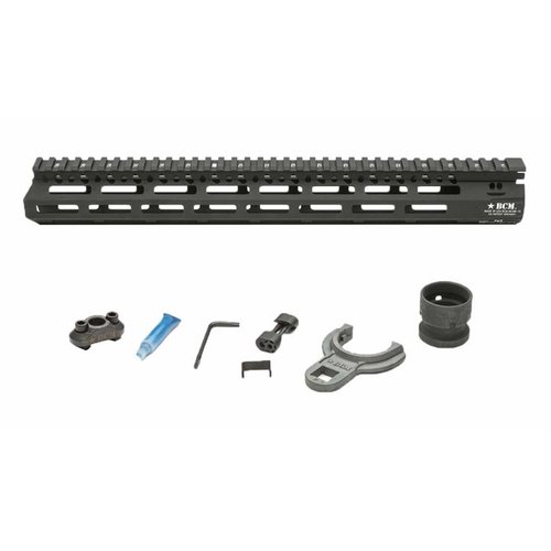 Le handguard BCM MCMR M-LOK offre une légèreté, une résistance exceptionnelle et de nombreux emplacements pour accessoires, tout en assurant la précision de ton arme.