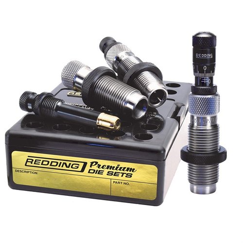 Le set de dies Redding Premium offre une précision inégalée grâce à son die de mise à taille en Titanium Carbide et un expandeur avec revêtement TiN.