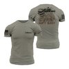 Affiche ton amour pour les fusils à verrou avec ce t-shirt en coton ultra doux, confortable, durable et disponible en plusieurs tailles, idéal pour les passionnés.