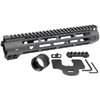 Découvre les nouvelles SLH Slim Line Handguards de Midwest Industries, légères, avec 3 côtés M-LOK, un rail Picatinny et un système anti-rotation intégré.