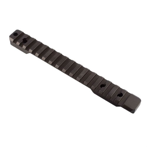 La base Picatinny TALLEY pour ton Savage avec AccuTrigger est en aluminium noir, offrant plusieurs slots pour un montage flexible de ta lunette.