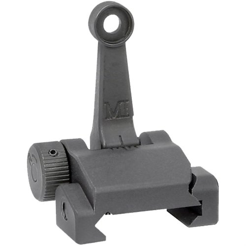 Le viseur arrière rabattable AR-15 de Midwest Industries est léger, robuste, s'adapte parfaitement aux A2 et offre des réglages de 0,5 MOA pour une précision optimale.