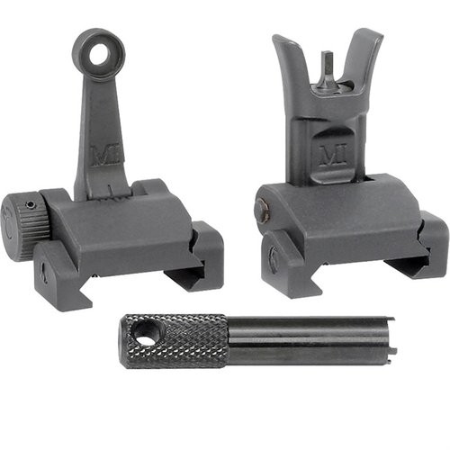 Prépare ton AR-15 avec ce set de viseurs pliants en acier et aluminium, offrant des réglages précis et une construction robuste, idéal pour toutes les situations.