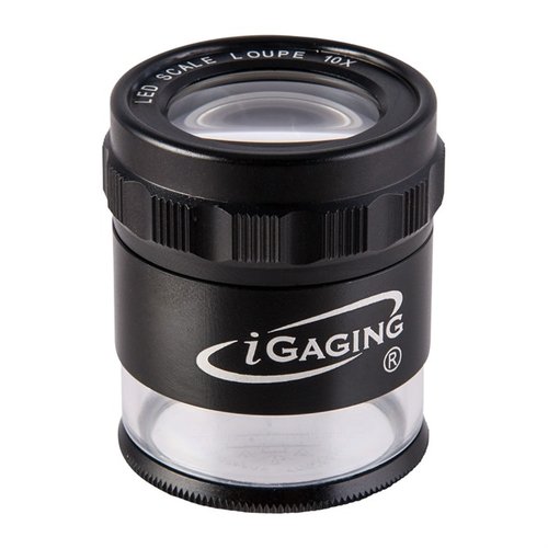 Avec la loupe iGaging 10X, éclaire tes travaux grâce à 8 LED, mesure avec le réticule intégré et protège-la dans son étui en cuir.