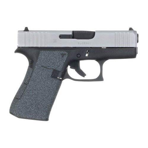 Améliore ta prise avec le grip TALON pour Glock 43X/48, offrant une couverture complète, des découpes pour le pouce et un look stylé avec le logo GLOCK.