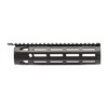 Améliore ton AR-15 avec le rail Omega de Daniel Defense, léger, ergonomique, facile à installer sans modification et compatible M-LOK.