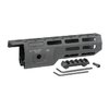 Le garde-main M-LOK Ruger 10/22 Takedown est léger, avec un design free float, 8 côtés de slots M-LOK et fabriqué en aluminium durable. Parfait pour personnaliser ton arme!