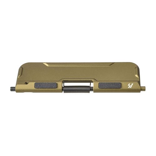 Améliore ton AR-15 avec le Billet Ultimate Dust Cover : installation rapide en moins de 10 secondes, silencieux et en aluminium usiné robuste, disponible en plusieurs couleurs.