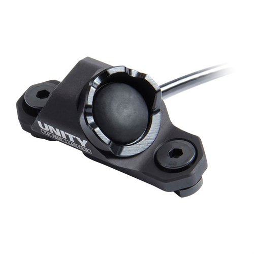 Le Hot Button offre un contrôle ergonomique à 45° pour tes accessoires électroniques, un montage sécurisé sur rails M-LOK et Picatinny, et un design compact.