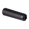 Les handguards AR-15 A2 de LUTH-AR, disponibles en 9" ou 12", offrent un style militaire et une excellente prise en main pour tes sessions de tir.