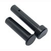 Les PF-040 sont des pins de démontage AR15/M16 en acier inoxydable, 0.040 plus longs pour une prise facile, parfaits pour un usage ambidextre et un fonctionnement fluide.