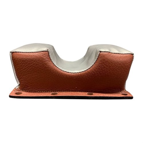 Découvre le COMMON RADIUS FRONT BAG d'Edgewood, avec un matériau slick pour des tirs rapides et précis, sans besoin de talc ou de feuilles de séchage.