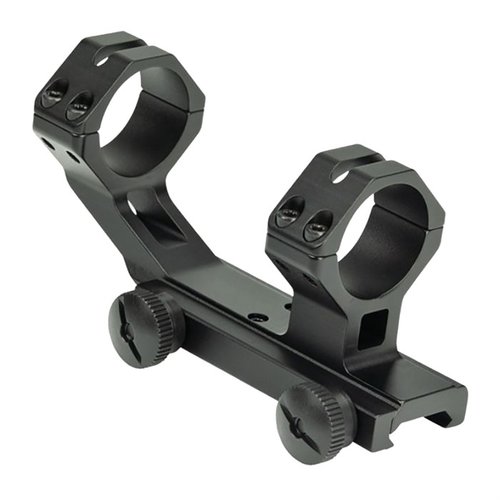 Le montage THUMB-NUT SPR de WEAVER pour fusils AR offre une hauteur optimale et un cantilever avant, avec un design de base à lug de recul intégré pour une précision améliorée.