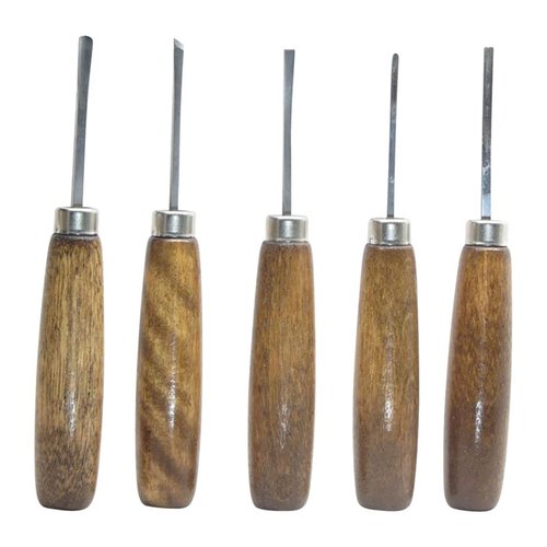 Avec ce set de 5 outils de sculpture en bois U.J. RAMELSON, tu as tout ce qu'il te faut pour des détails précis et un confort de prise optimal.