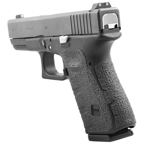 Améliore le contrôle de ton Glock Gen 3 avec le grip tape Talon, facile à appliquer, qui offre une adhérence sécurisée et une couverture complète.