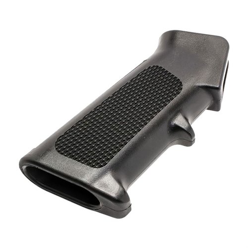Le CMMG AR-15 A2 Pistol Grip offre une prise en main confortable et un contrôle optimal pour améliorer ta précision au tir. Idéal pour les passionnés d'armement.